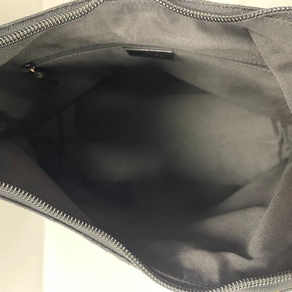Gucci Black GG Canvas Hobo Bag w/ Leather Trim - Preowned - Picture 9 of 16